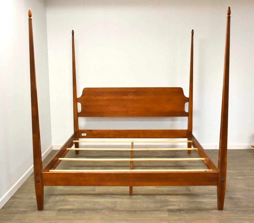 Ethan Allen Country Colors Cherry King Bed Mixed Modern Nashua, NH