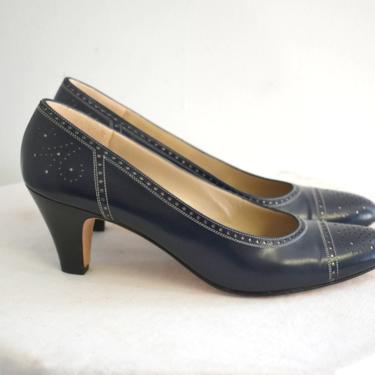 1980s Salvatore Ferragamo Navy Leather Spectator Heels, Size 7 1/2 AAAA 