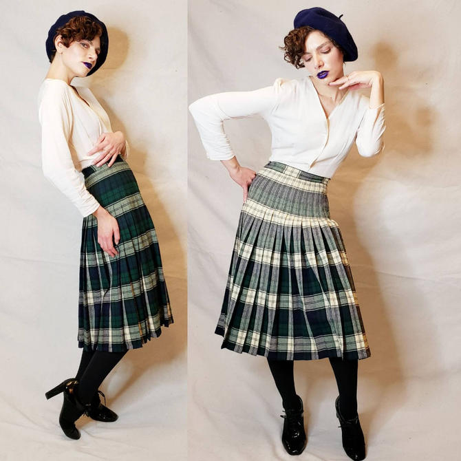 1950s pleated 2024 plaid skirt