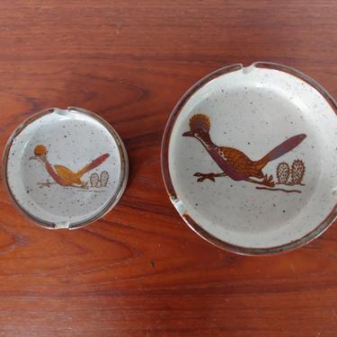 Pair of Vintage Otagiri Roadrunner Handcrafted Ashtrays Japan