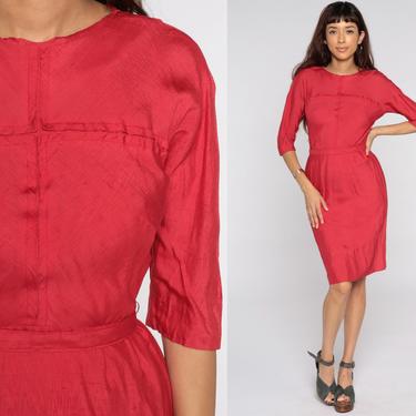 1950s Dress Red Wiggle Dress Sheath Cocktail 60s Silk Blend Mad Men Midi Hourglass 50s Pencil Vintage High Waist 3/4 Sleeve Small 