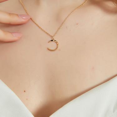 Maria gold moon crescent pendant necklace, gold crescent pendant necklace, gold moon necklace, dainty gold necklace, dainty pendant necklace 