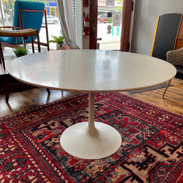 Vintage White 48\u201d Saarinen Style Tulip Table
