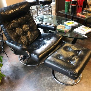 Leather Lounge Chair with Ottoman 