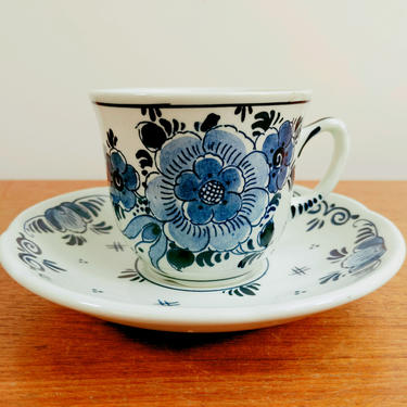Koninklijke-Goedewaagen Royal Goedewaegen | Blauw Delfts Blue Delft | Cup and Saucer | Holland | Handwerk Handmade Handpainted 
