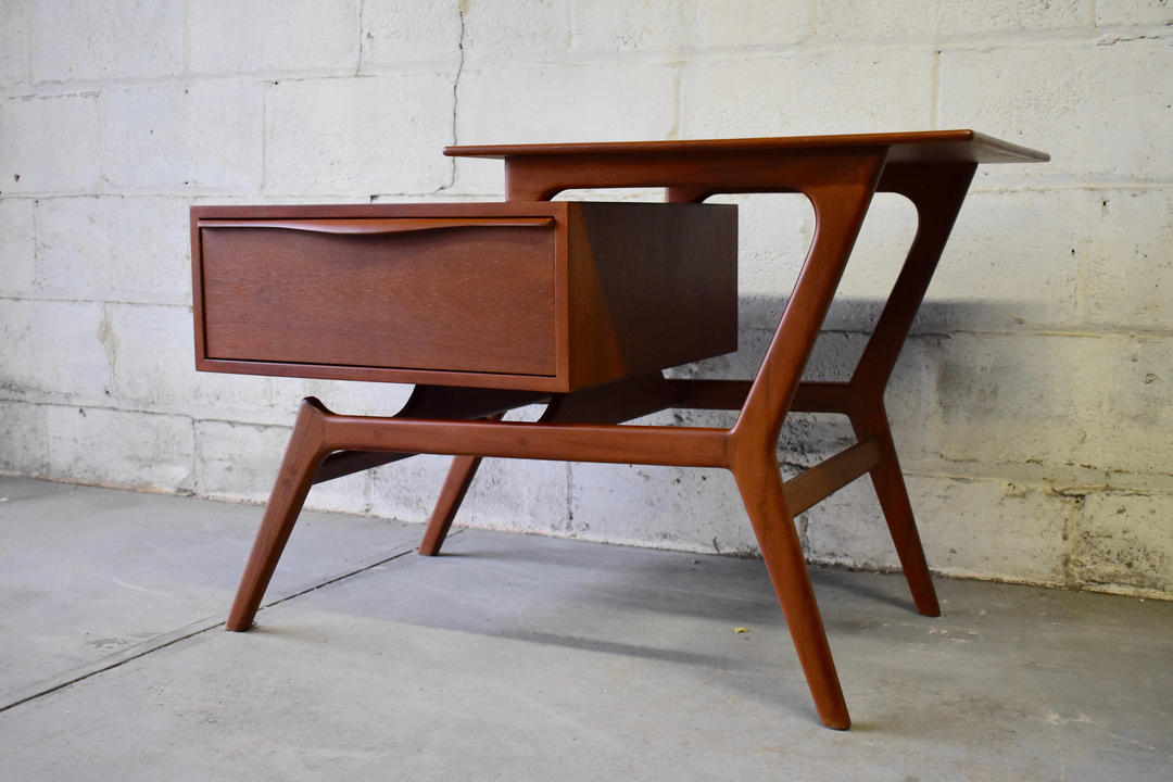 PREORDER // Mid Century Modern Teak Entryway end table