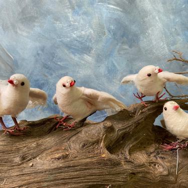 Vintage Lot Of 4 Spun Cotton White Doves, Wedding Decor, Floral Design, White Birds With Feathers, Love Birds 