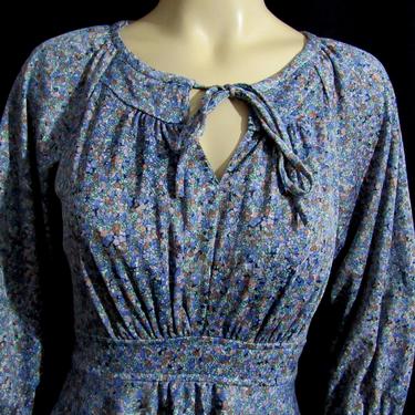 Vintage 70s Peasant Boho Dress Tiny Flowers Self Long Sash Full Skirt Fitted Bodice 