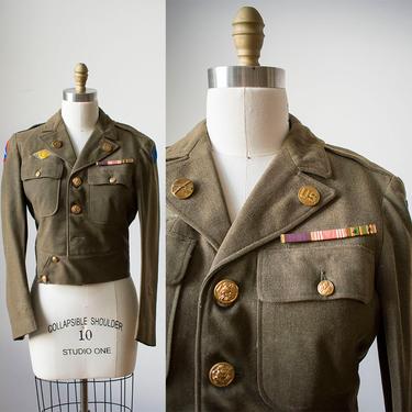 Womens Vintage Wool Military Jacket / 1940s Service Jacket