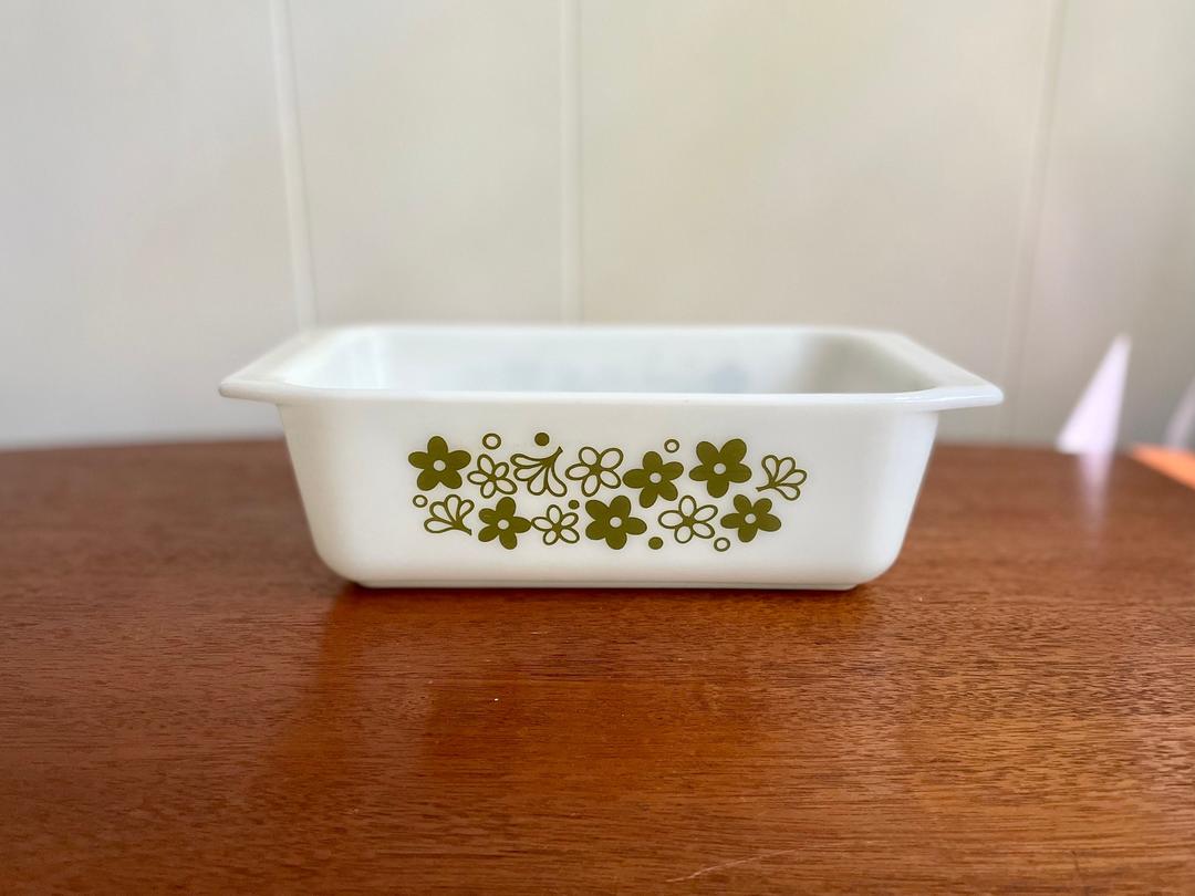 Pyrex loaf pan vintage hotsell