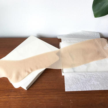 1950's Hosiery Box of 4 Sets of Nylons - Various Lengths: 2 Short 1 Medium 1 Long - Box of 4 Pairs Unused New Old Stock Nude Nylon Stockings 
