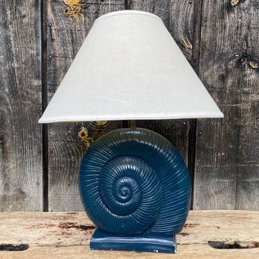 Vintage Shell Lamp -- 1980s Shell Lamp -- Ceramic Shell Lamp -- Deco Shell Lamp -- Shell Lamp Vintage -- 1980s Blue Shell Lamp -- Nautical 