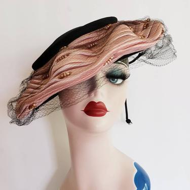 50s Black Velvet Saucer Hat with Feathers / 1950s | RareJule 