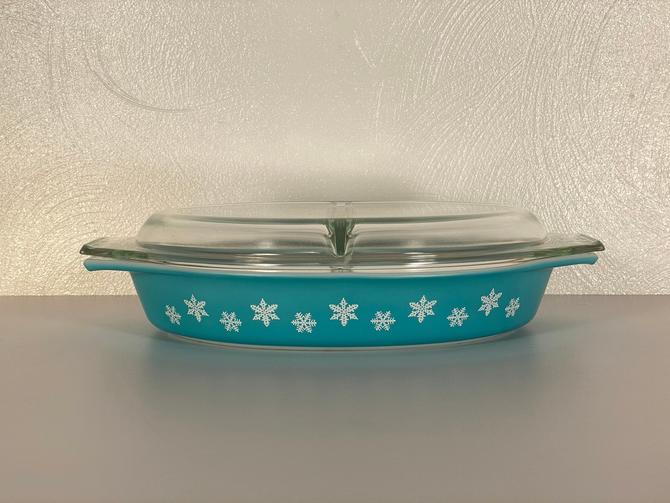 Pyrex Snowflake Divided Casserole Dish, 063, 1 1/2 Qt, White With