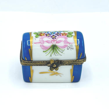 Vintage Limoges France Peint Main Trunk / Treasure Chest Hinged Trinket Box 