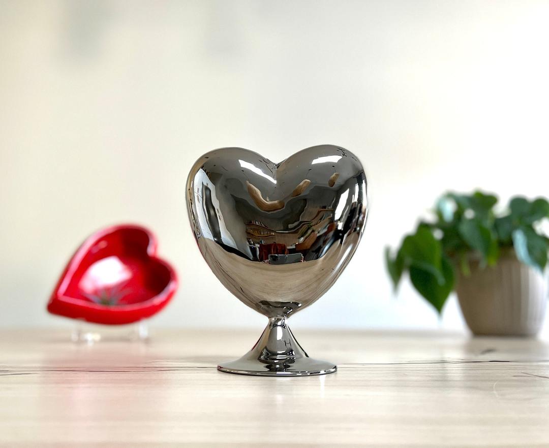 Glass Heart Bud Vase