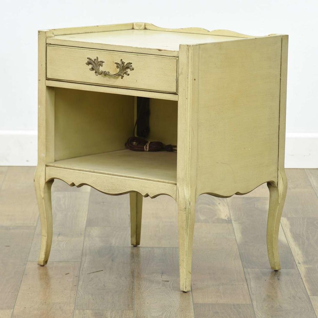 Henredon French Provincial Nightstand W/ Drawer Loveseat (San Diego) San Diego, CA