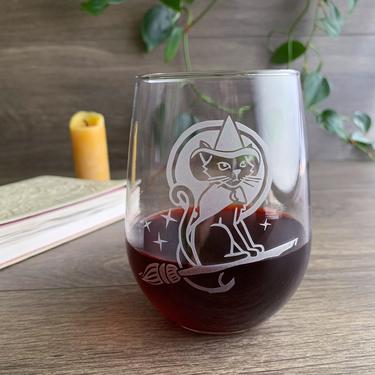 Halloween Witch Cat Stemless Wine Glass - dishwasher-safe, engraved 