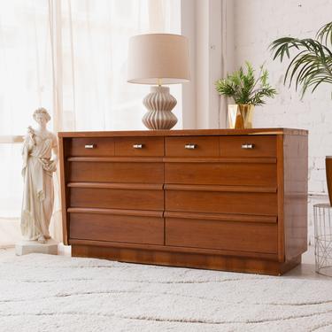 EIGHT Drawer Dresser by Cavalier