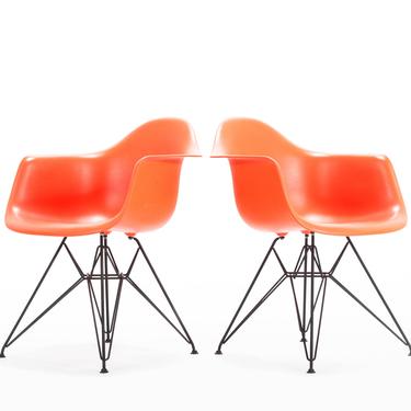 Set of Two Custom Charles and Ray Eames for Herman Miller Molded Plastic Lounge Chairs with Powder Coated Eiffel Bases 