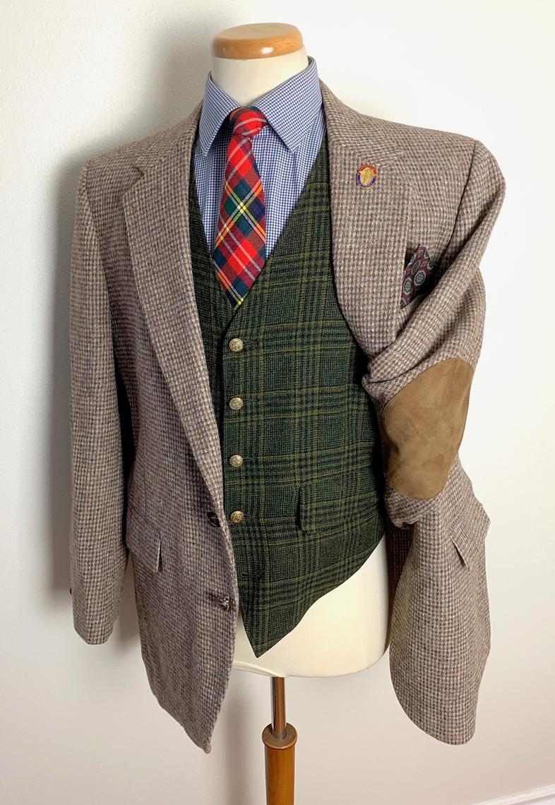 Vintage HARRIS TWEED Wool Blazer 44 R Herringbone jacket / sport