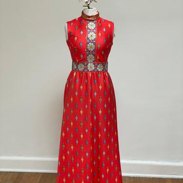 Vintage 1960s 1970s Abstract Print Maxi Dress Red Peck & Peck Sleeveless Dress with Zip Back Closure Size Small/Medium 