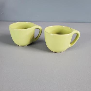 Tamac Pottery Avocado Green Cup Set 