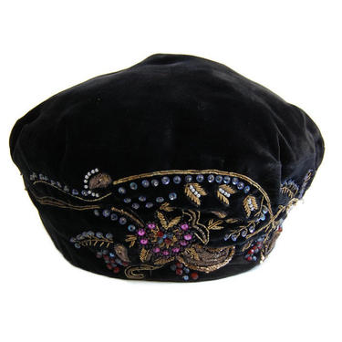 1980’s Eric Javits Mohair Velvet Beret Hat with Gold Cord and Ribbon Bow Eric Javits Cream & Gold Big Bow Beret Hat | eBay main image 4