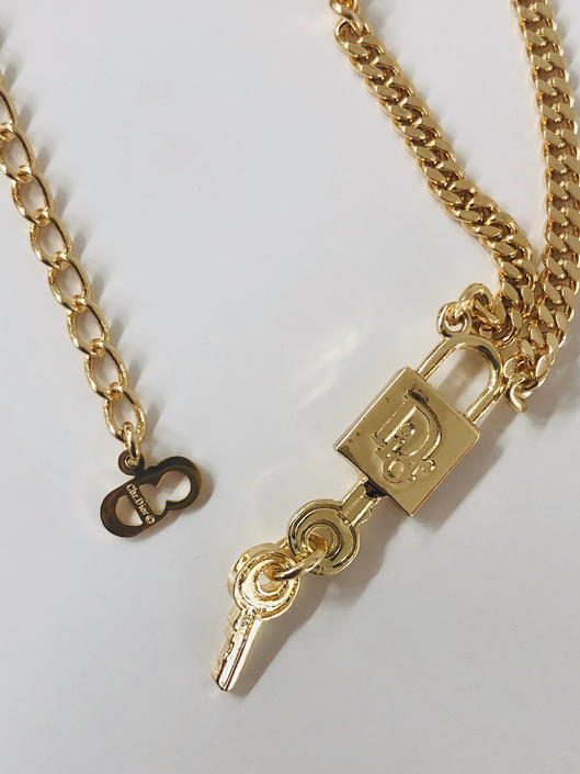 Dior padlock necklace clearance gold