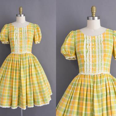 vintage 1950s dress | Adorable Golden Plaid Print Puff Sleeve Full Skirt Summer Day Dress | Medium | 50s vintage dress 
