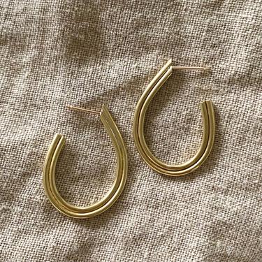 Goldeluxe - Elysian Hoop Earrings
