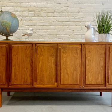 Simple + Classic WALNUT Mid Century MODERN CREDENZA / Media Stand / Sideboard 