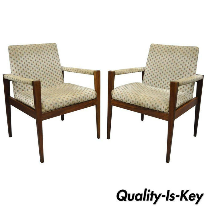 Pair Jens Risom Mid Century Modern Walnut Lounge Arm Chairs By