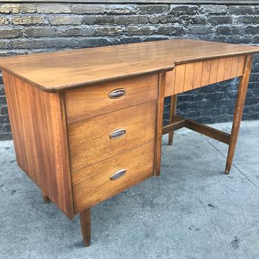  Mid Century Modern Desk by Hooker.