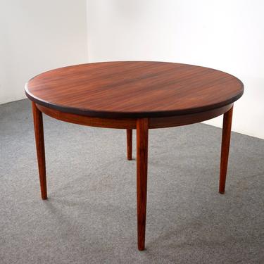 Scandinavian Circular Rosewood Dining Table - (319-223) 