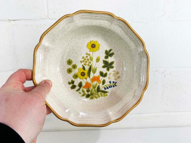 Vintage Mikasa Garden Club store Early Spring Stoneware Floral Butterfly Salad Plates