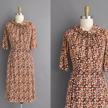 1960s vintage dress | R&K Butterscotch Brown Floral Print Dress | Small | 60s dress 