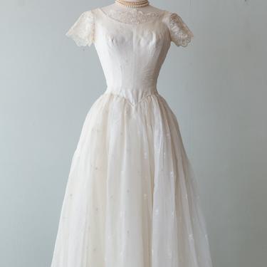 cream satin dress Maelia | Cowl-Neck Maxi With Diamante Straps FEMME Curves CAMILLE Plus The slender spaghetti straps mayR material:Linen