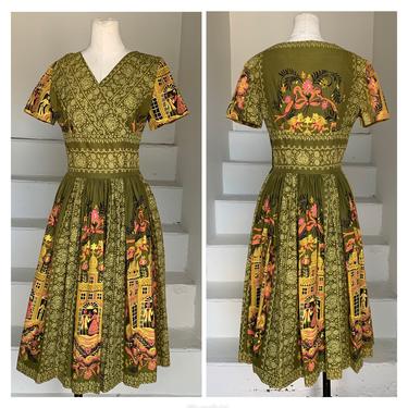 Magnificent 1950s Novelty Print Dress Features Magical Angels Castles Frilly Scrolls Bows 34 Bust Vintage 