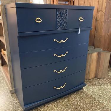 Navy painted 4 drawer mid century chest of drawers. 34” x 18” 43.5”