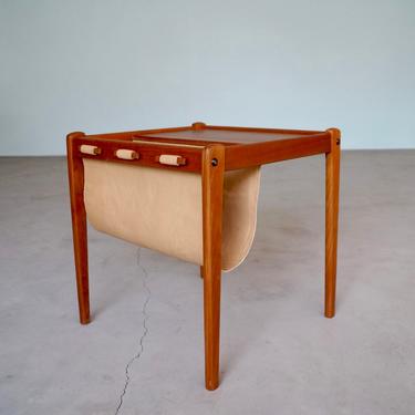 Stunning Mid-Century Danish Modern End Table / Magazine Rack by BRDR Furbo in Teak - Made in Denmark 