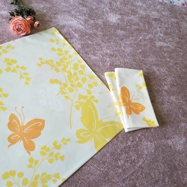 Vintage Yellow Pillow Cases, Set of 3 / 1970s Butterfly Pillowcases / Standard Retro Pillowcases / Orange and Yellow Floral Pillow Covers 
