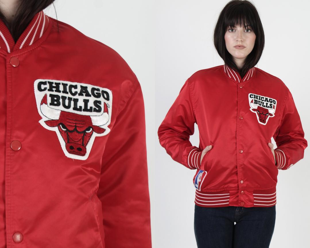 Vintage 90s Chicago Bulls Men's Starter Red Snap-Front Bomber Jacket  SZ M