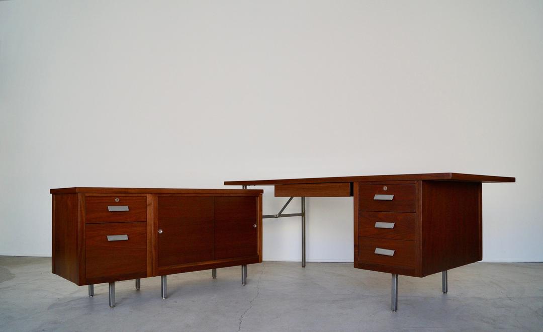 Monumental Original 1960's Midcentury Modern Executive LShaped Desk