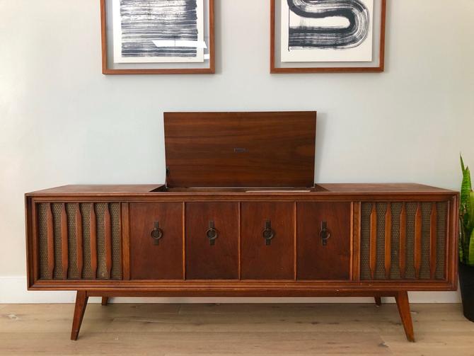 Mid Century Modern Credenza Zenith Stereo Cabinet Console Media