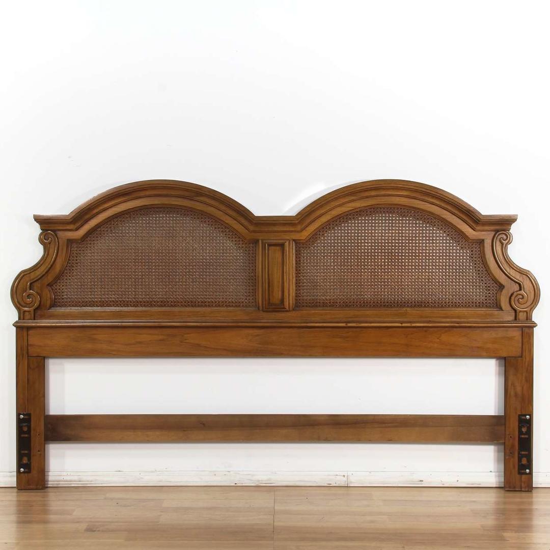 Thomasville Cane & Wood Carved King Headboard Loveseat (Los Angeles) Vernon, CA