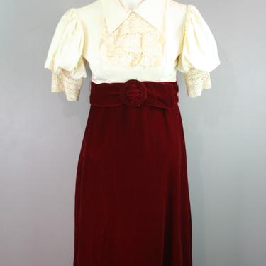 1960's, Red Velvet, Satin, Ruffles, Puff Sleeve, Color Blocked, formal Dress, Estimated size XS 