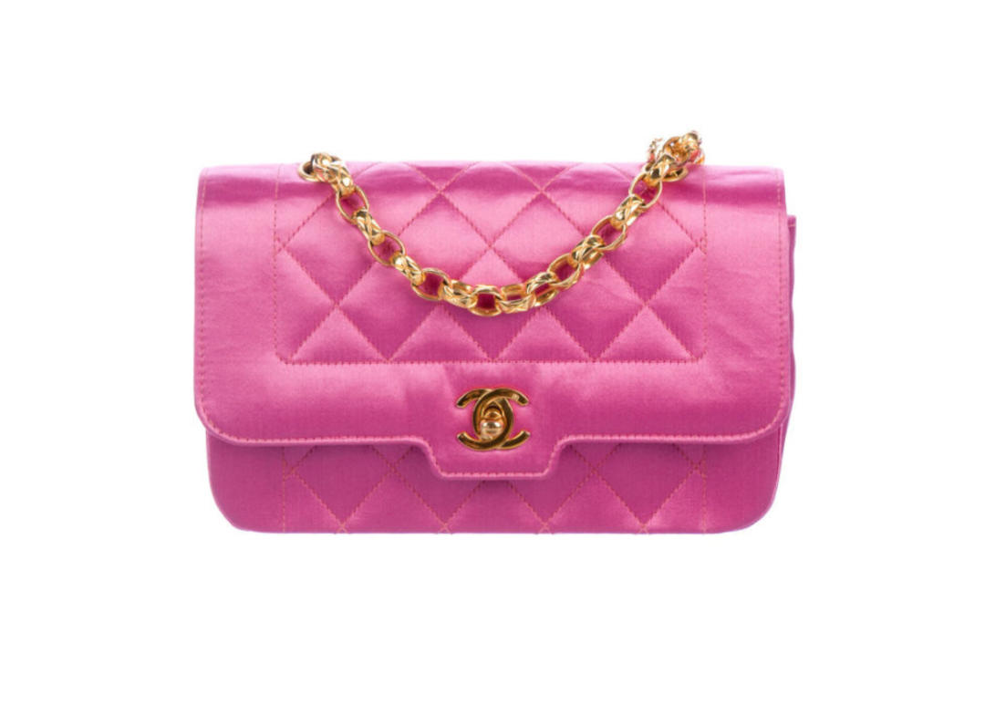 Vintage CHANEL CC Logo DIANA Turnlock Matelasse Quilted Pink Satin Chain  Crossbody Bag Clutch Purse