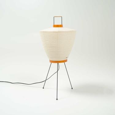 Isamu Noguchi Akari Table and Floor lamp, Model 5A 