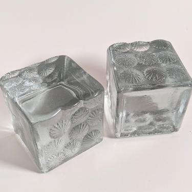 60s Blenko CUBE BOOKENDS Joel Myers Design Impressed Abstract Flower Starburst Sand Dollar 4x4x4 Blenko Handmade Art Glass 